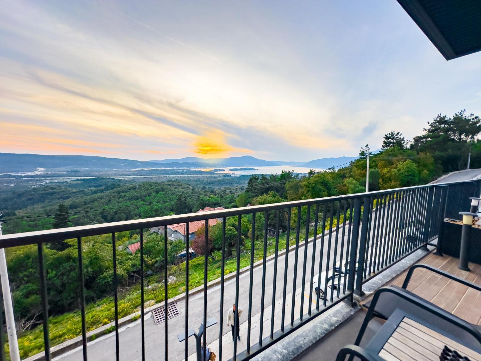 Bayview Hills Luxury Residences * Tivat